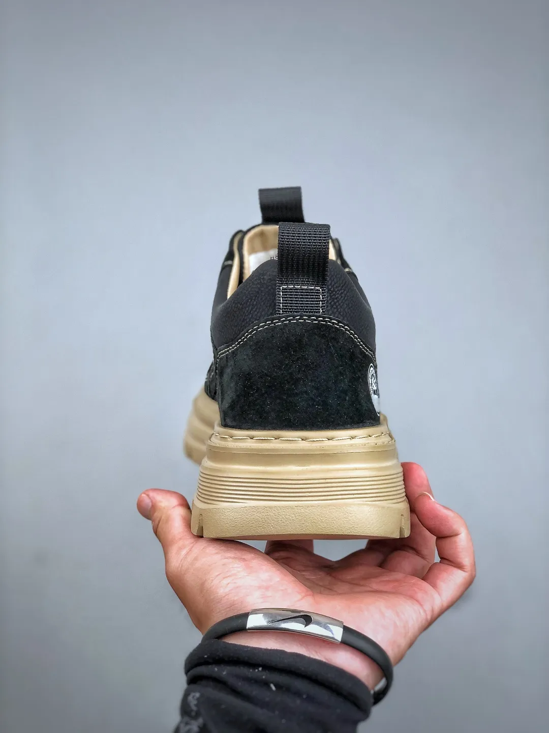 Local pick-up 520💰 Support store Timberland Outdoor leisure series Produced by a large factory in Guangdong New process upgrade Original box original packaging The fabric is made of Italian quality and durable, a must-have for men who are not handsome Size: 39-44